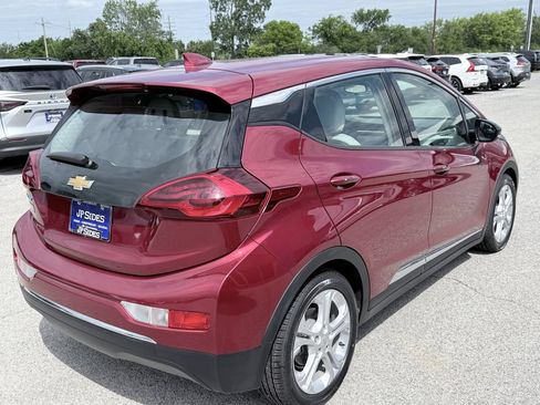 Used 2017 Chevrolet Bolt LT FWD image 7