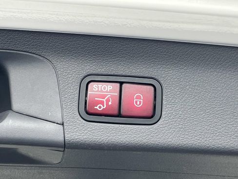 Used 2020 Mercedes-Benz GLS 450 4MATIC image 13