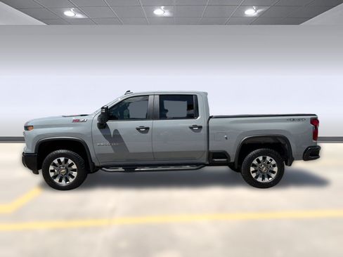 Certified 2024 Chevrolet Silverado 2500 Custom w/ Custom Value Package AWD/4WD image 2