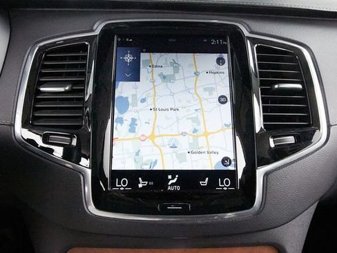 Used 2017 Volvo XC90 T6 Inscription w/ Vision Package AWD/4WD image 15