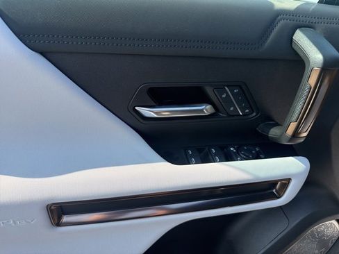 New 2025 GMC Hummer EV 3X w/ Extreme Off-Road Package image 11