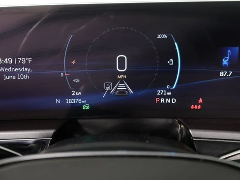Used 2024 Cadillac Lyriq Tech RWD image 42
