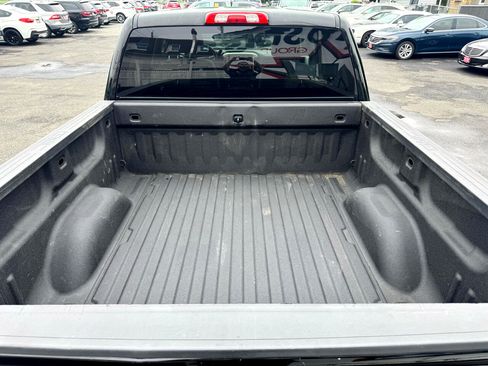 Used 2014 GMC Sierra 1500 SLT w/ SLT Crew Cab Value Package image 9