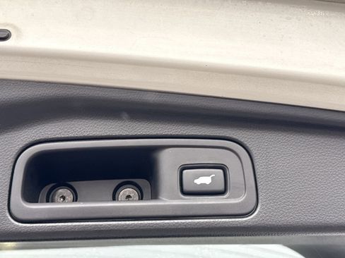 Used 2022 Honda Pilot Elite image 17