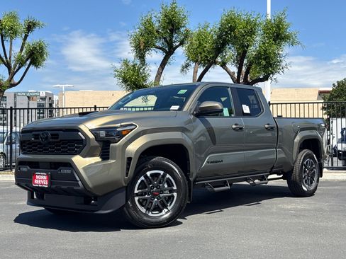 New 2026 Toyota Tacoma TRD Sport AWD/4WD image 2