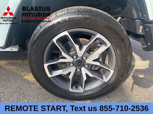 Used 2024 Jeep Wrangler Unlimited w/ Convenience Group AWD/4WD image 18
