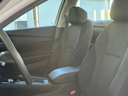 Used 2023 Honda Accord EX image 5