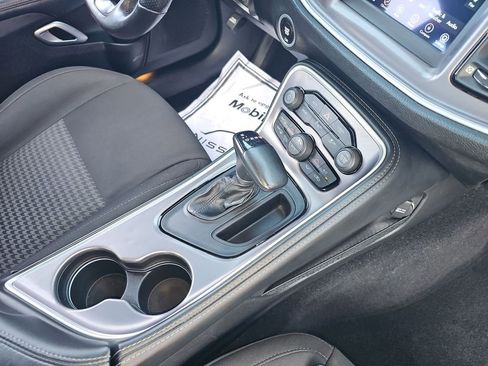 Used 2022 Dodge Challenger GT image 30