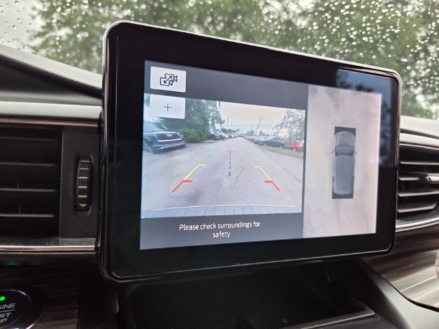 Used 2020 Ford Explorer Limited w/ Class III Trailer Tow Package RWD image 32