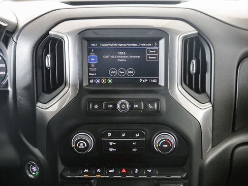 Used 2022 Chevrolet Silverado 1500 Custom w/ LPO, Dark Essentials Package RWD image 14