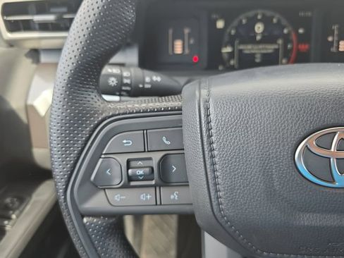 New 2026 Toyota Tacoma SR5 image 16