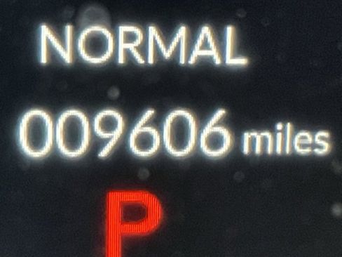 Certified 2025 Honda CR-V Sport image 11