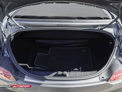 Used 2018 Mercedes-Benz AMG GT Roadster w/ Exclusive Interior Package image 22