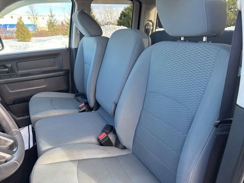 Used 2019 RAM 1500 Express w/ Express Value Package image 26