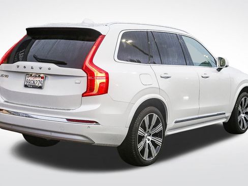 Used 2022 Volvo XC90 T8 Inscription w/ Advanced Package image 9