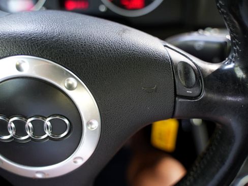 Used 2003 Audi TT 1.8T image 31