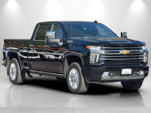 Used 2021 Chevrolet Silverado 2500 High Country w/ Z71 Off-Road Package AWD/4WD image 9