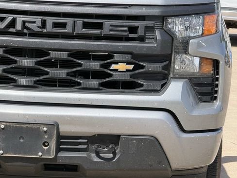 Used 2023 Chevrolet Silverado 1500 Custom RWD image 9