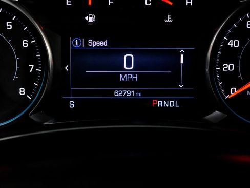Used 2020 Chevrolet Equinox LT FWD image 20