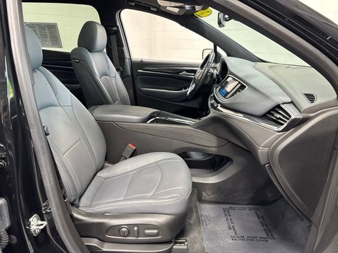Used 2023 Buick Enclave Essence w/ Experience Buick Package AWD/4WD image 11