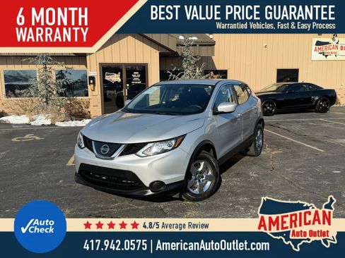 Used 2019 Nissan Rogue Sport S image 1