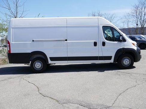 Used 2024 RAM ProMaster 3500 image 9
