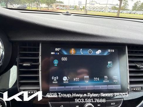 Used 2020 Buick Encore Preferred w/ Safety Package FWD image 18