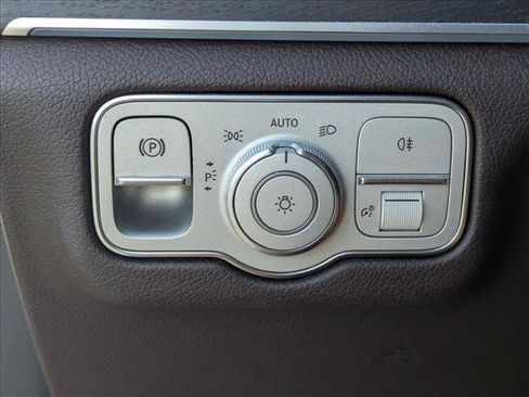 Used 2023 Mercedes-Benz GLE 350 image 11