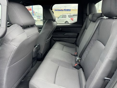 Used 2025 Toyota Tacoma SR5 image 7