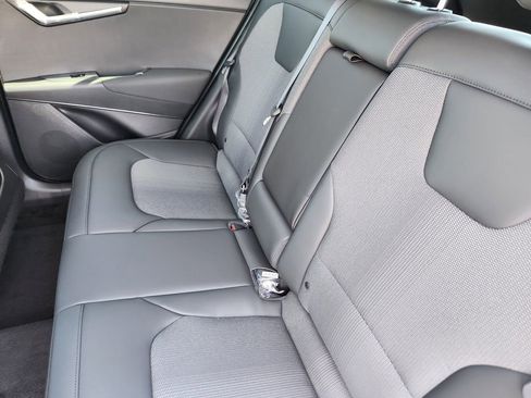 New 2025 Kia Niro EX image 10
