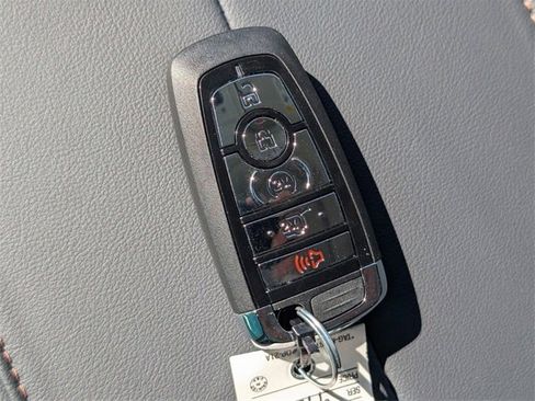 New 2026 Lincoln Nautilus Premier w/ Equipment Group 102A image 32