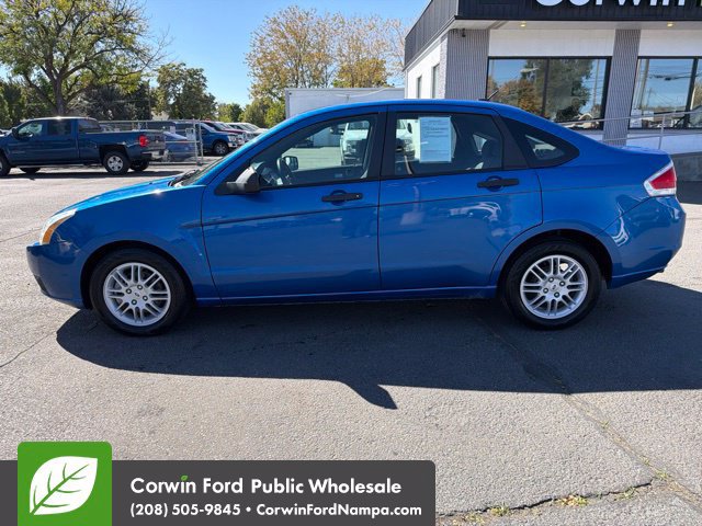 Used 2010 Ford Focus SE FWD image 8