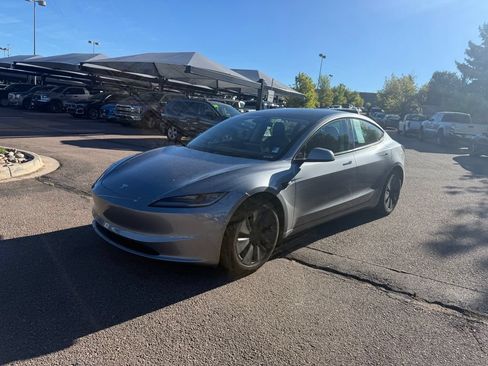 Used 2025 Tesla Model 3 Long Range AWD/4WD image 3