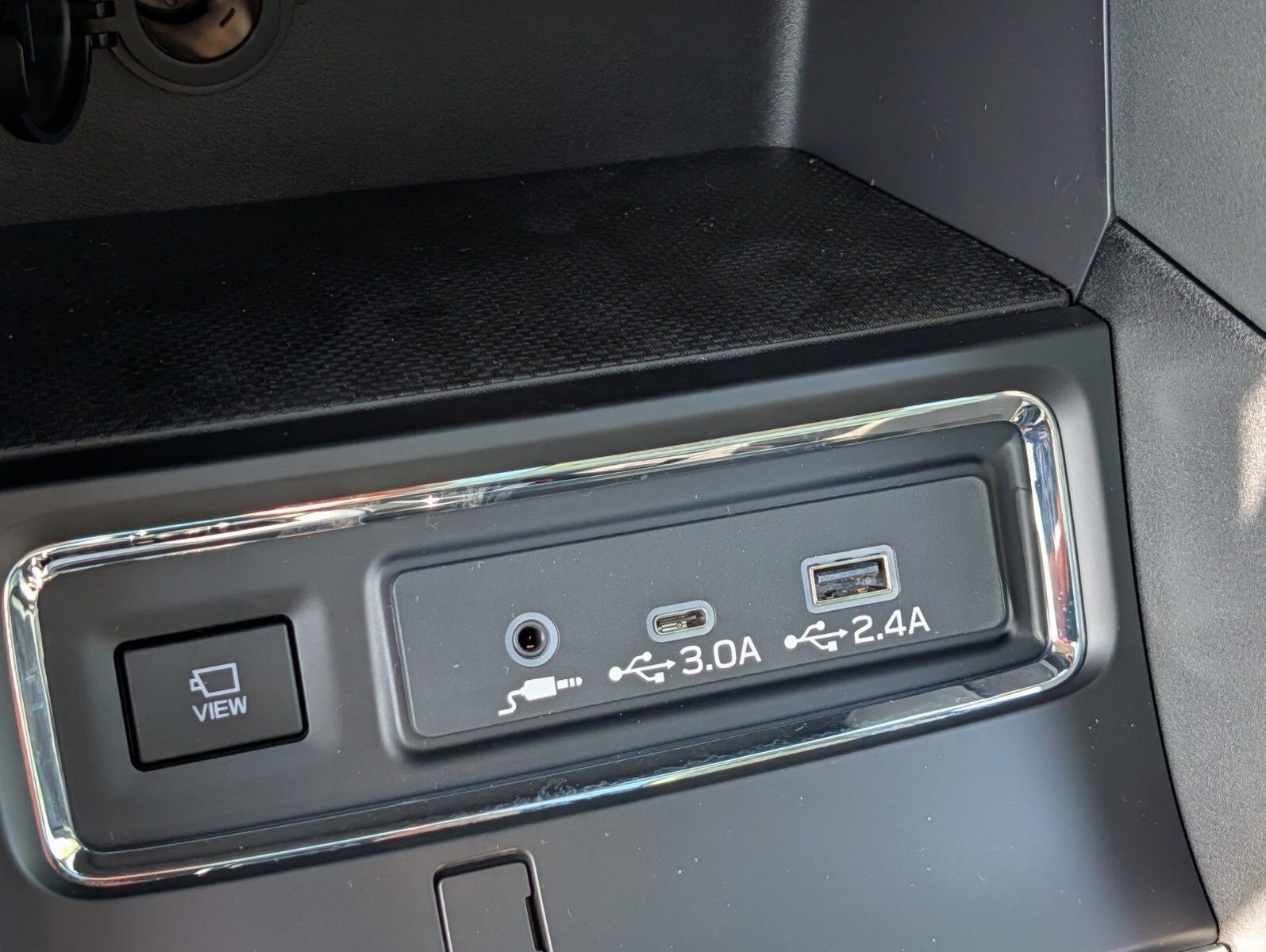 New 2026 Subaru Ascent Limited AWD/4WD image 9
