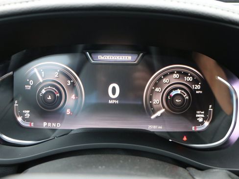 Used 2025 RAM 3500 Laramie AWD/4WD image 33