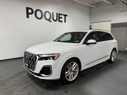 Used 2025 Audi Q7 2.0T Premium Plus w/ Premium Plus Package AWD/4WD image 2