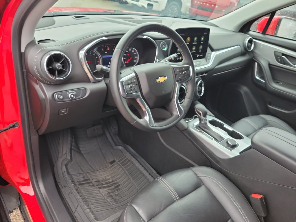 Used 2024 Chevrolet Blazer LT AWD/4WD image 19