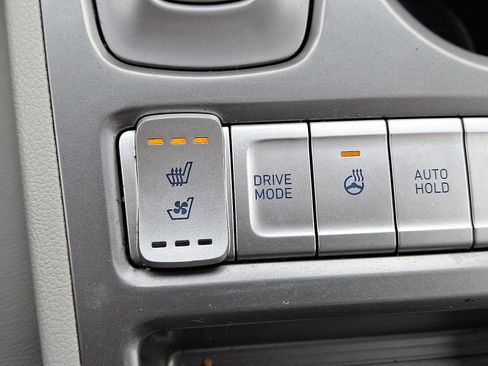 Used 2021 Hyundai Kona Ultimate image 25