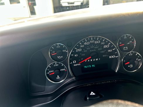 Used 2018 GMC Savana 2500 w/ Driver Convenience Package image 20