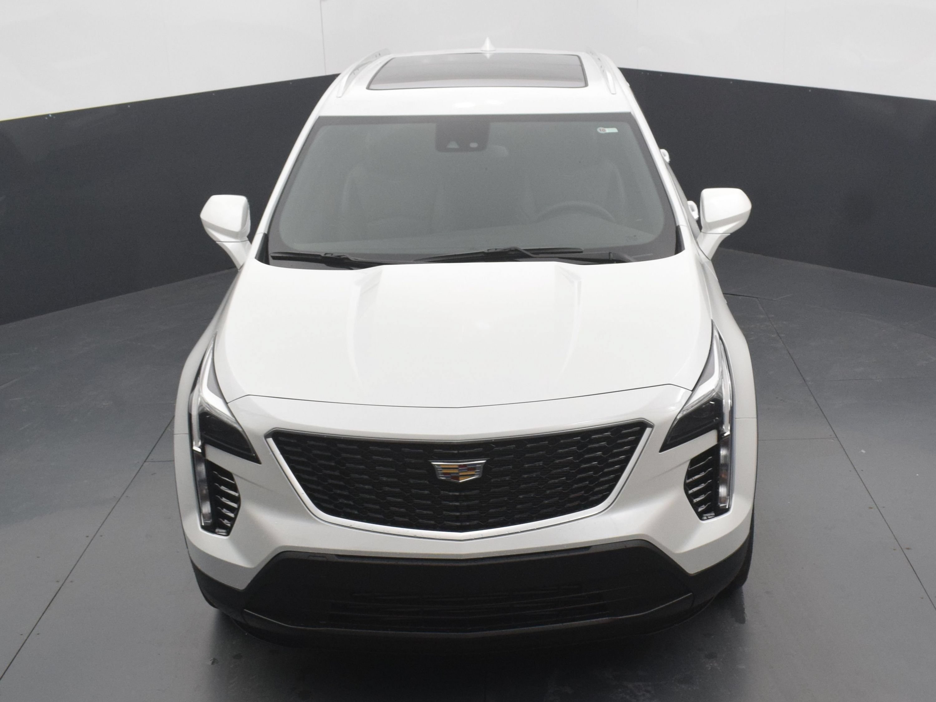 Used 2023 Cadillac XT4 Luxury w/ Cold Weather Package AWD/4WD image 30