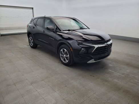 Used 2023 Chevrolet Blazer LT FWD image 13