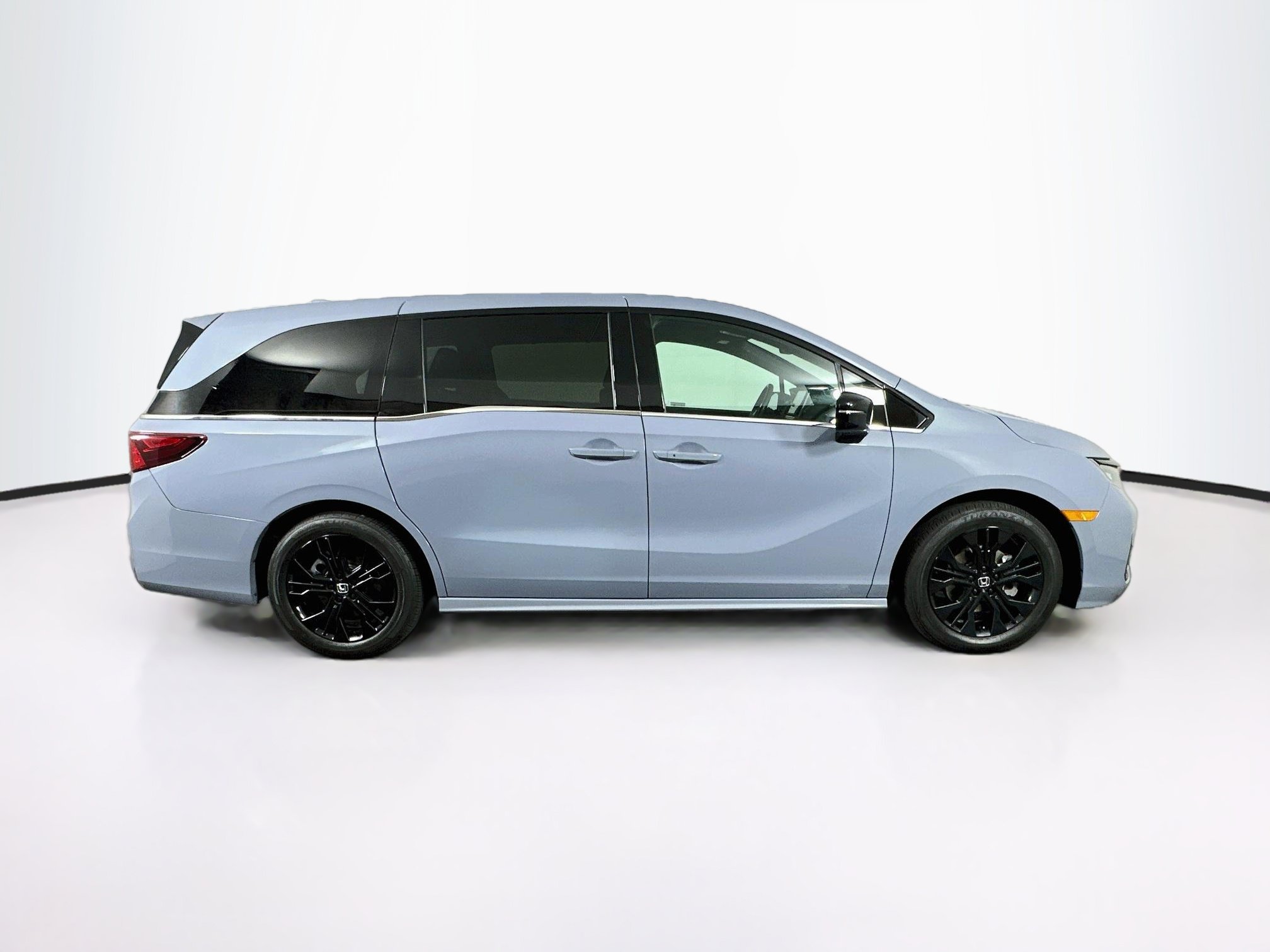 Used 2025 Honda Odyssey Sport-L image 10