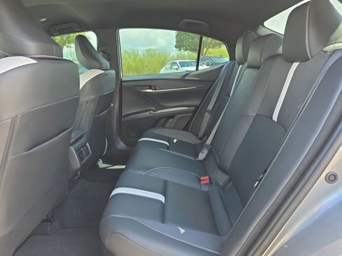 Used 2026 Toyota Camry SE w/ Convenience Package FWD image 14