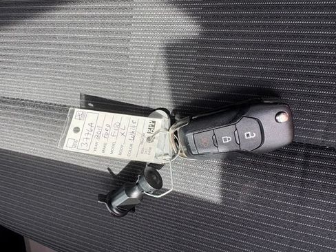 Used 2018 Ford F150 XL w/ Equipment Group 101A Mid RWD image 6