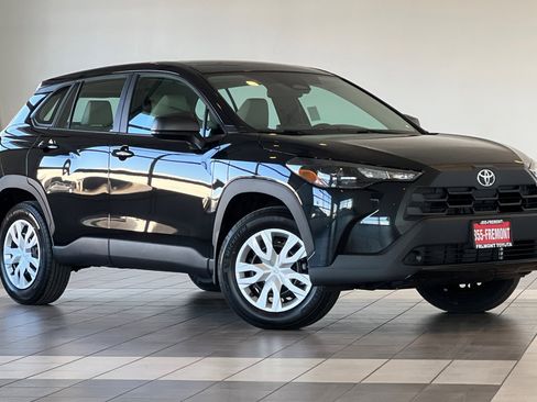 Certified 2026 Toyota Corolla Cross L image 2