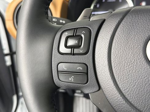 Used 2025 Lexus IS 350 F Sport image 23