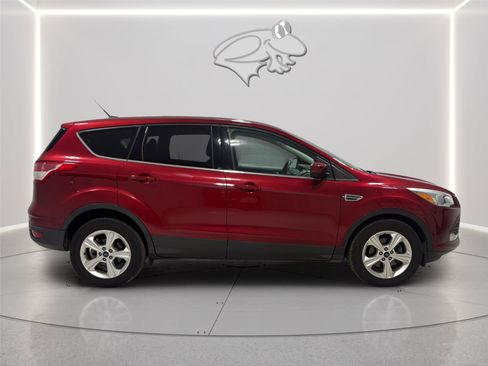Used 2016 Ford Escape SE FWD image 6