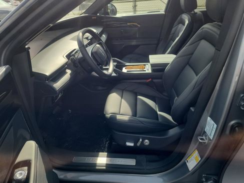 New 2025 Lincoln Nautilus Premier w/ Jet Appearance Package image 12