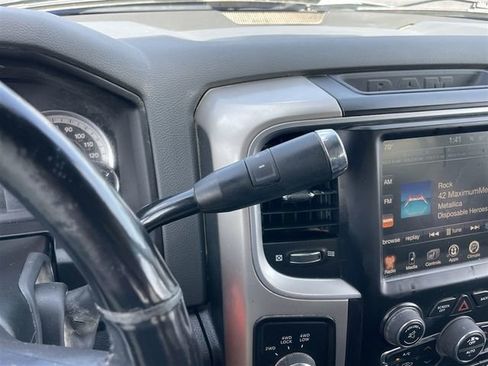 Used 2017 RAM 2500 Big Horn image 18