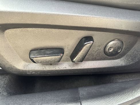 Used 2022 Mitsubishi Outlander SEL Black Edition image 21